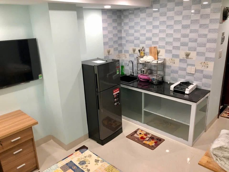 Căn hộ Studio đường Nguyễn Thiện Thuật Nha Trang 25m² giá 3.8 triệu - Full nội thất, tự do thoải mái!