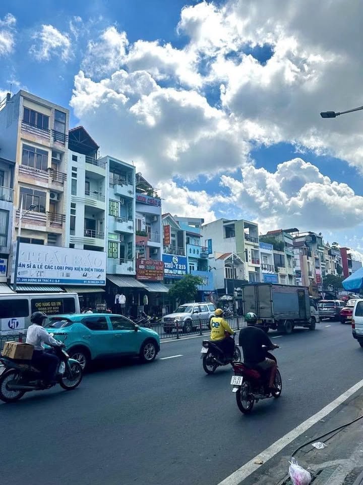 Nhà phố Dương Bá Trạc, Quận 8, 77m² - Giá chỉ 11.5 tỷ - Sổ hồng chính chủ!