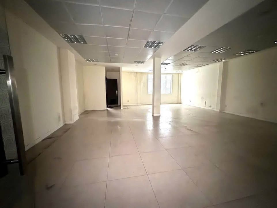 Nhà mặt tiền đường Đồng Khởi Biên Hòa 160m² giá 70 triệu - Phù hợp kinh doanh ngay!