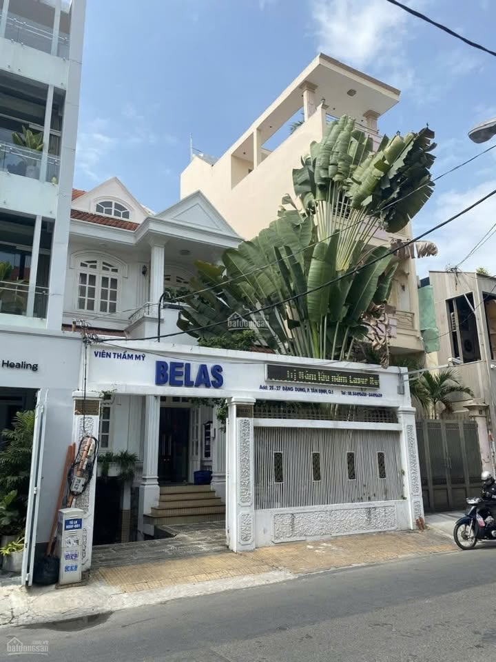 Bán nhà mặt tiền Đề Thám 52m² giá 32 tỷ - Căn góc 2 mặt tiền đắc địa!