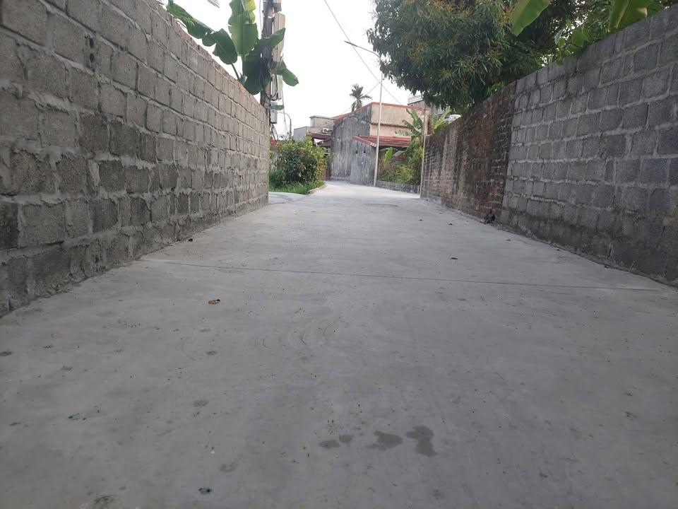 Nhà bán 106m² đường Quyết Tiến, An Thắng - Giá chỉ 1 tỷ, đầu tư tiềm năng cao!