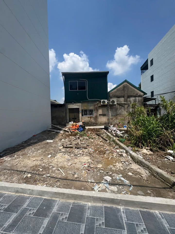 Đất nền Đông Mỹ 49m² giá chỉ 5 tỷ - Cơ hội đầu tư hấp dẫn!