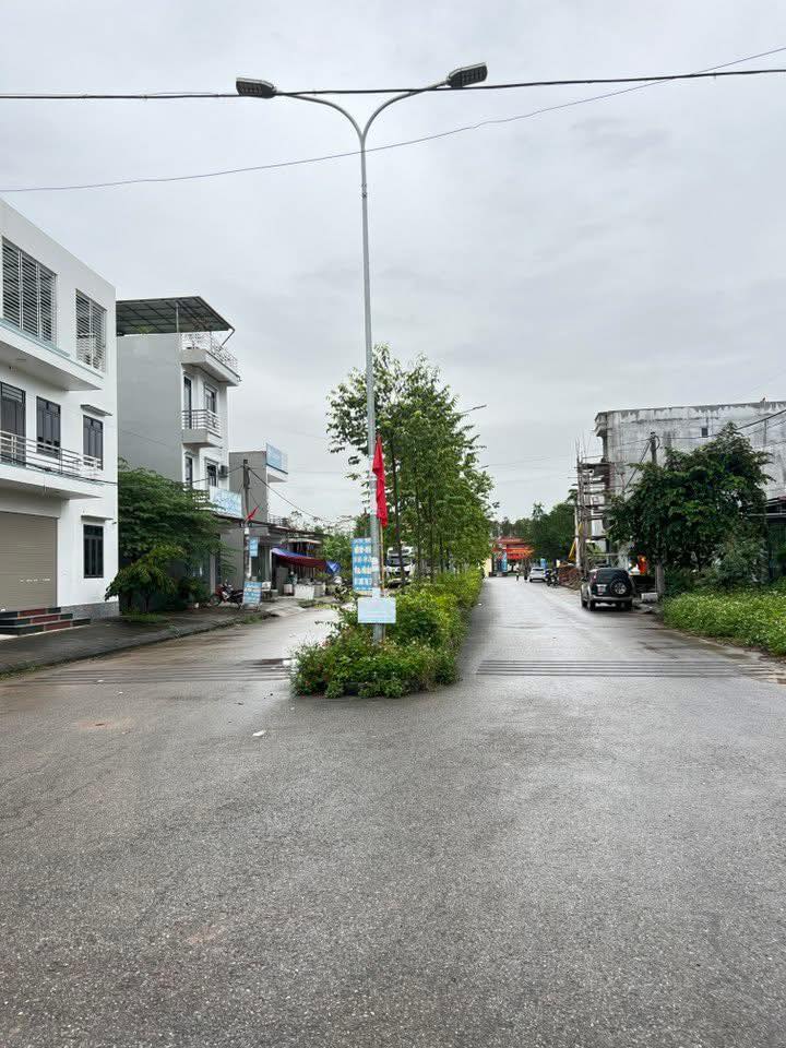 Đất đấu giá cũ Quang Thịnh Bắc Giang 90m² giá 1.55 tỷ - Đầu tư sinh lời tuyệt vời!