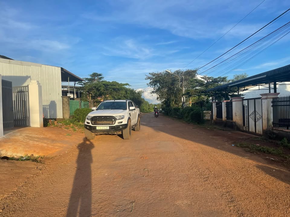 Nhà mặt tiền Âu Cơ Đắk Đoa 165m² giá 1.5 tỷ - Vị trí đắc địa, tiện ích đầy đủ!