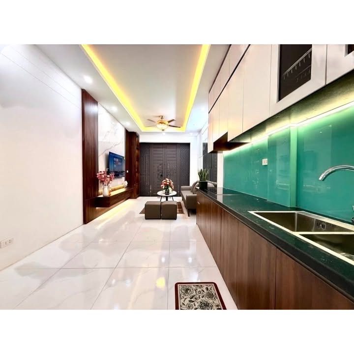 Nhà đẹp Khương Đình 35m² giá 8 tỷ - Gần Vinhomes Galaxy, vào ở ngay!