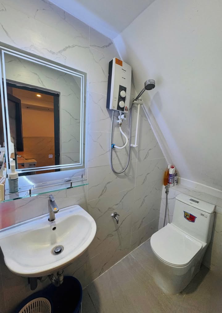 Nhà phố quận 5 24m² giá 4.1 tỷ - Hiếm có khó tìm trung tâm!