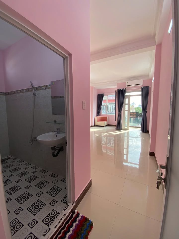 Căn hộ dịch vụ Tân Phú 40m² giá 5.5 triệu - Nội thất đầy đủ, giờ giấc thoải mái!