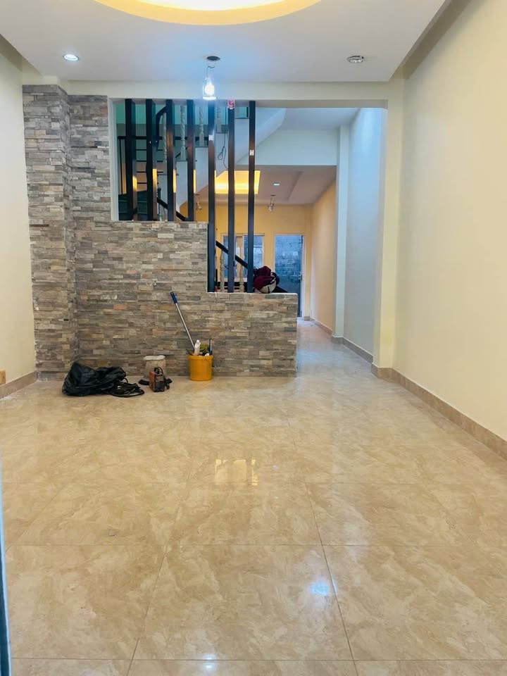 Nhà nguyên căn hẻm 458 đường Huỳnh Tấn Phát quận 7 - Diện tích 64m² giá 15 triệu/tháng, thuận tiện cho gia đình!