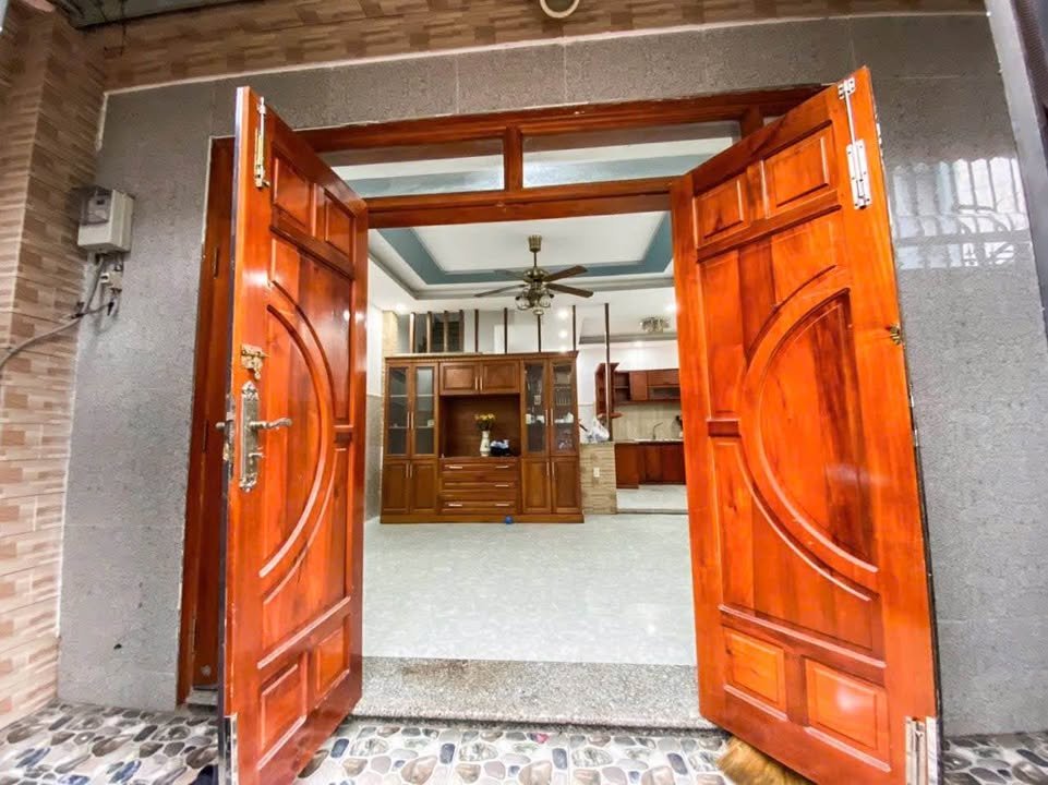 Nhà bán Bà Điểm Hóc Môn 54m² giá 2.3 tỷ - Nhà mới vào ở ngay!