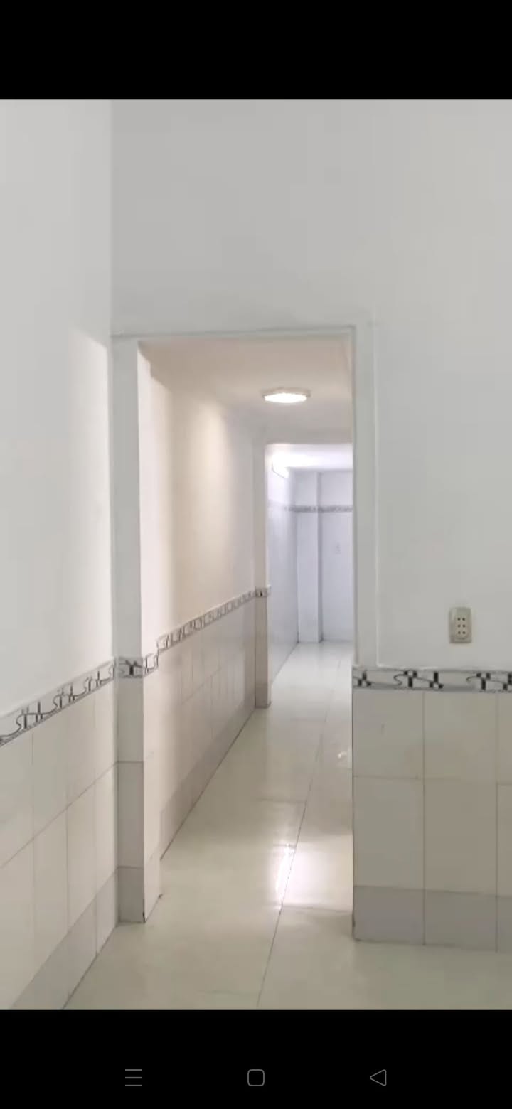 Nhà cho thuê hẻm C9, đường Phạm Hùng 52m² giá 7 triệu - Không thể bỏ lỡ!