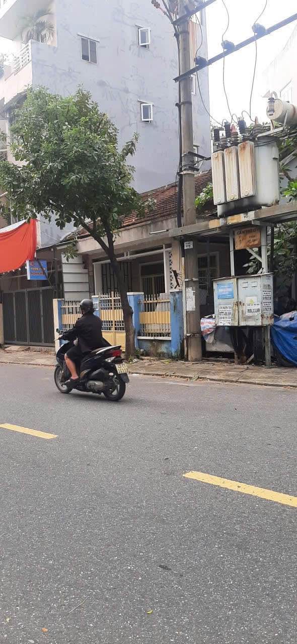 Bán đất tặng nhà cấp 4 mặt tiền Lý Thường Kiệt, Hải Châu, Đà Nẵng 53m² - Vị trí vàng, giá tốt!