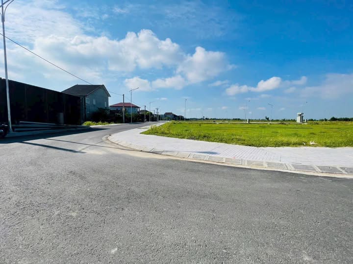 Đất nền Đồng Môn, Hà Tĩnh 176m² giá 2.2 tỷ - Cơ hội đầu tư tuyệt vời!