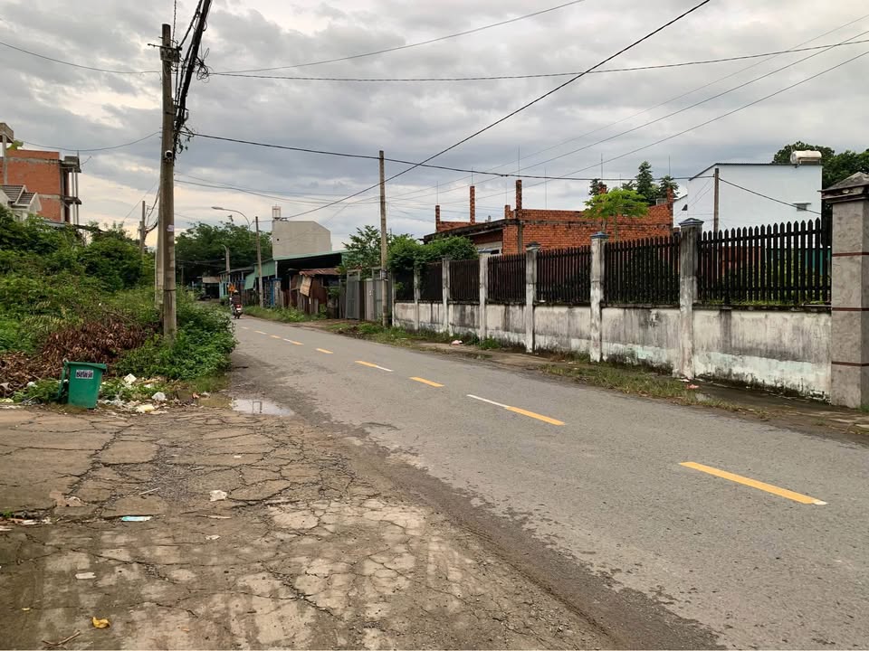 Đất mặt tiền 12m Tân Hiệp, Hóc Môn 125m² giá chỉ 4 tỷ - Đầu tư sinh lời ngay!