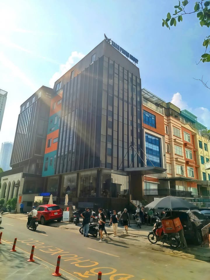 Cho thuê văn phòng Cầu Giấy 100m² giá 27 triệu - Nội thất đầy đủ, mặt phố Trung Kính!