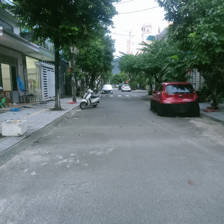 Dãy nhà trọ Lê Cảnh Tuân, Sơn Trà, Đà Nẵng 85m² giá 6 tỷ - Đầu tư sinh lời hấp dẫn!