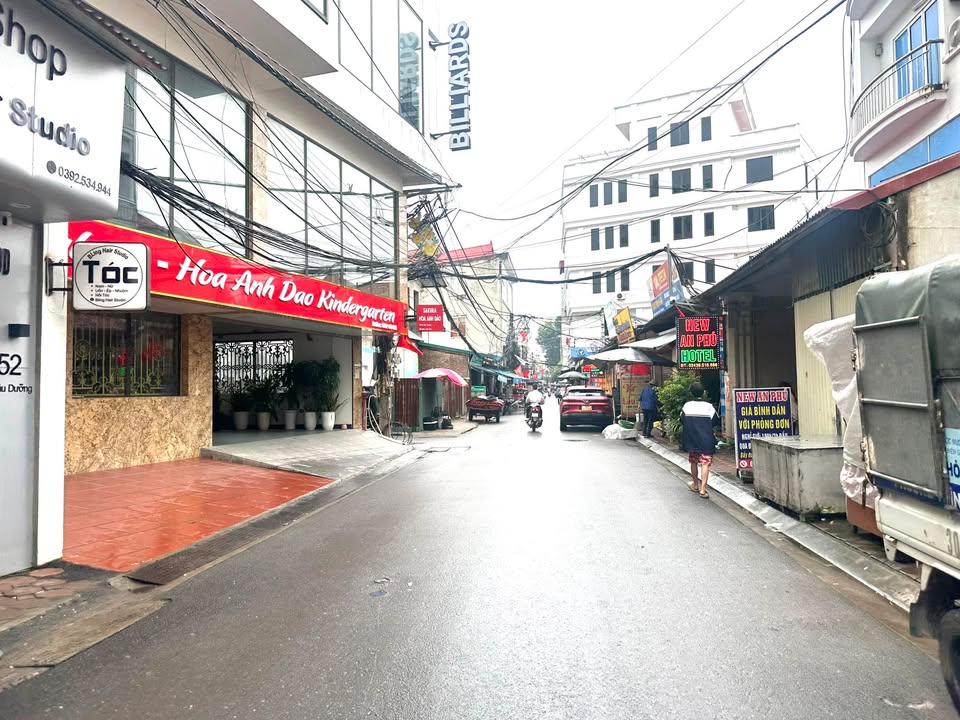 Nhà phố Kim Chung Đông Anh 60m² giá 6.3 tỷ - Thiết kế hiện đại, an ninh tốt!