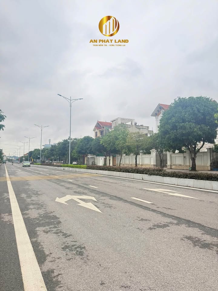 Đất nền mặt tiền Nguyễn Văn Hoan, Ninh Khánh 106.8m² - Khu phân lô đẹp, giá tốt!