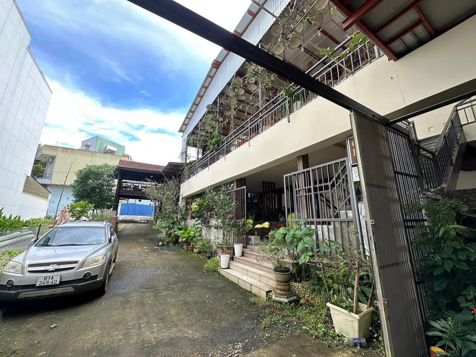 Cho thuê FrontHouse Nguyễn Tất Thành 500m² giá 15 triệu - Phù hợp kinh doanh nhà hàng!