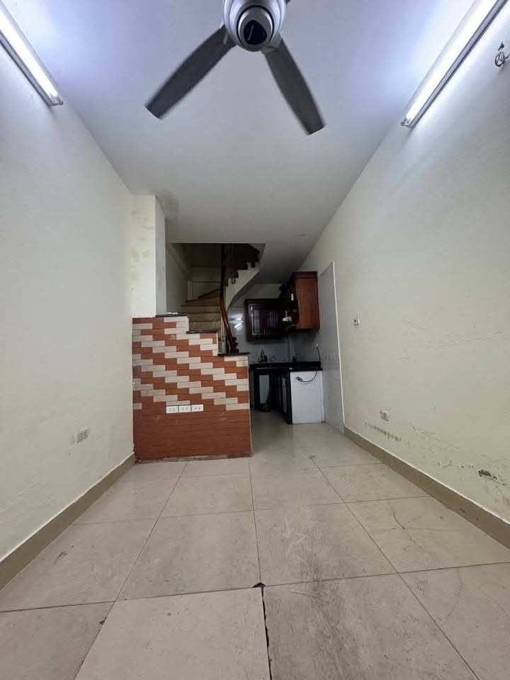 Nhà đẹp Trương Định 22m² giá 5.8 tỷ - Ô tô 10m, tiện ích đầy đủ!