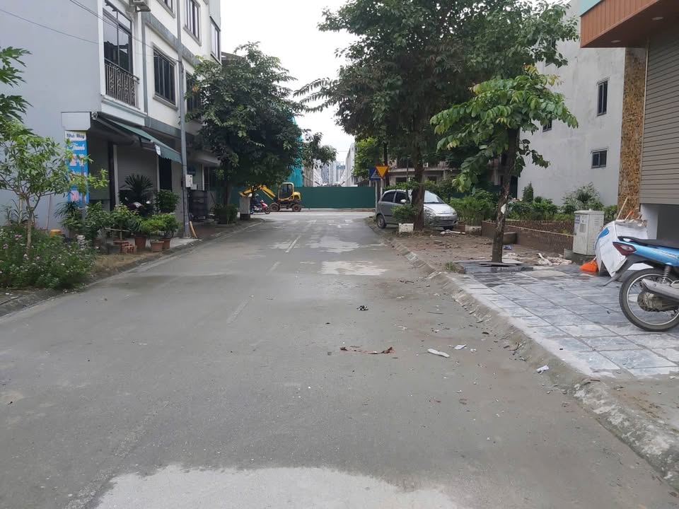 Đất tái định cư Trâu Quỳ 98m² giá 17.64 tỷ - Tiềm năng đầu tư vượt trội!