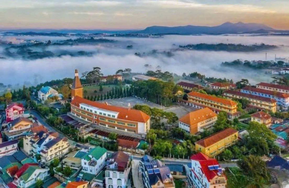 Bán nhà mặt tiền Ngô Quyền, Đà Lạt 175.8m² - Đầu tư sinh lời ngay!