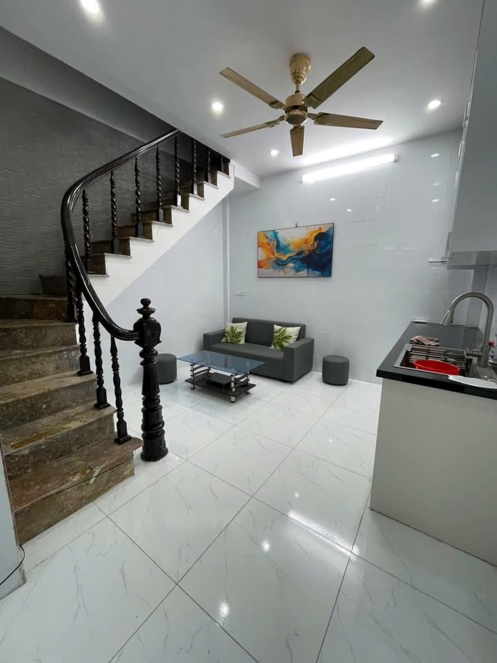 Nhà 4 tầng Lương Yên, Hai Bà Trưng 22m² giá 3.55 tỷ - Sổ đỏ chính chủ!