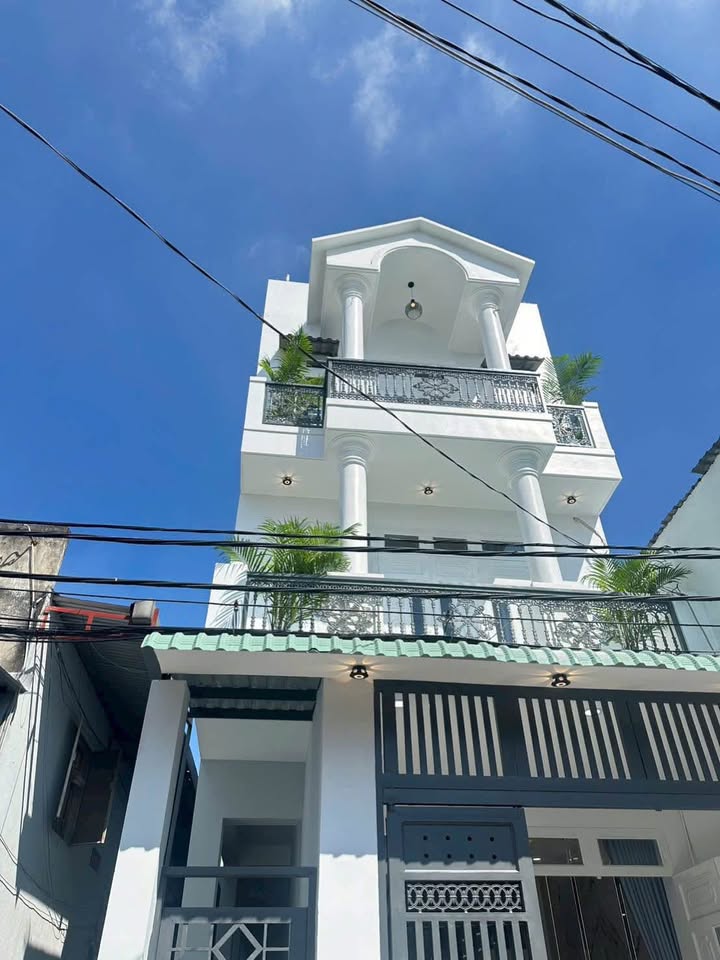 Nhà riêng Thới An 100m² giá 6.7 tỷ - Xe hơi vào tận nhà!