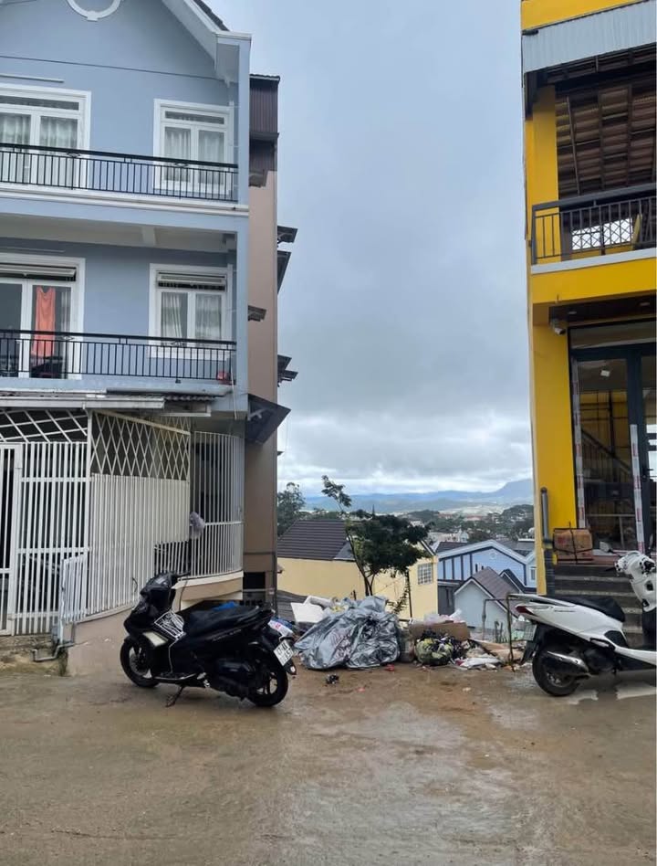 Đất nền Lê Hồng Phong, Đà Lạt 75m² giá 5.5 tỷ - VIEW THÀNH PHỐ ĐẸP MÊ MẨN!