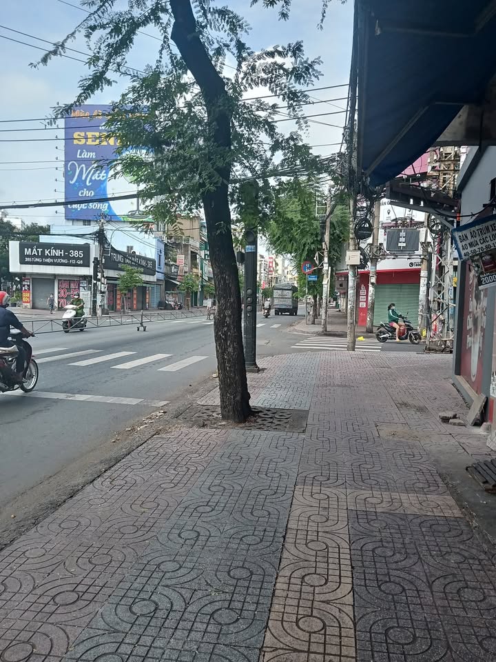 FrontHouse đường Tùng Thiện Vương Q8 60m² giá 16.8 tỷ - Vị trí đắc địa gần nhiều tiện ích!