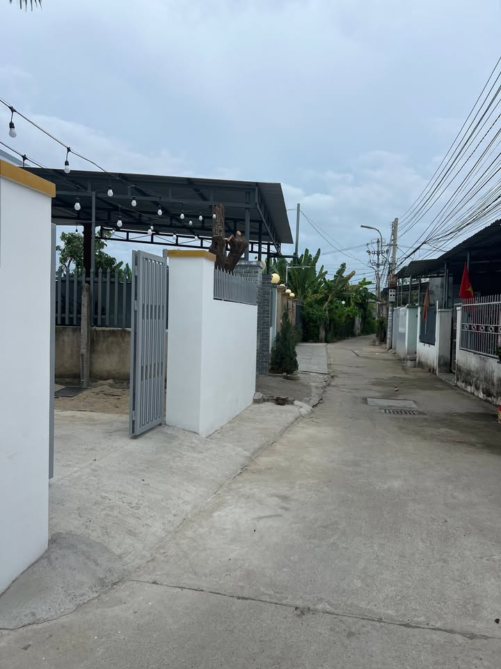 Nhà cấp 4 đường Võ Nguyên Giáp, Vĩnh Trung 226m² giá 2.69 tỷ - Hẻm xe hơi vào tận nơi!