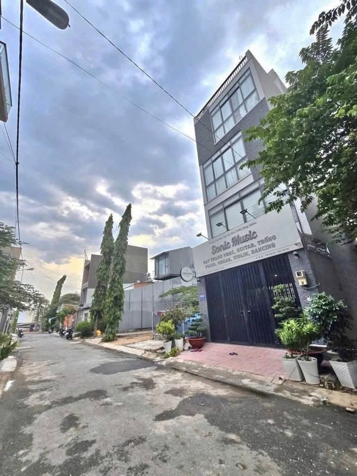 Đất nền đẹp Thủ Đức 52m² giá 4.5 tỷ - Sổ đỏ chính chủ, không quy hoạch!