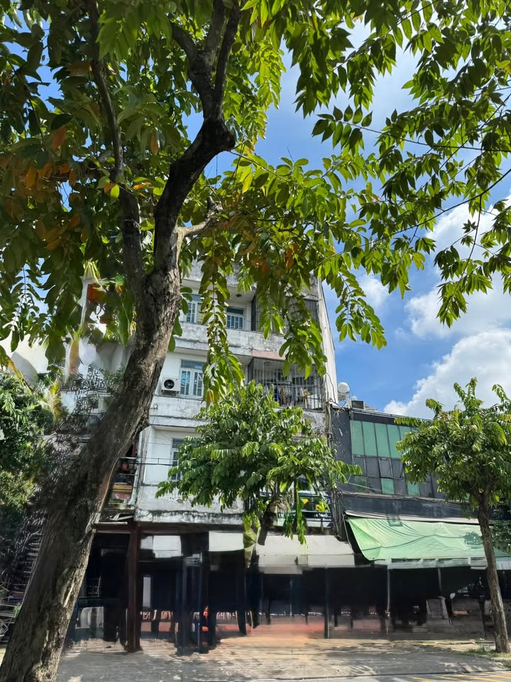Shophouse Trung tâm Song Hành Hóc Môn 89.6m² giá 9.5 tỷ - Cơ hội kinh doanh hấp dẫn!