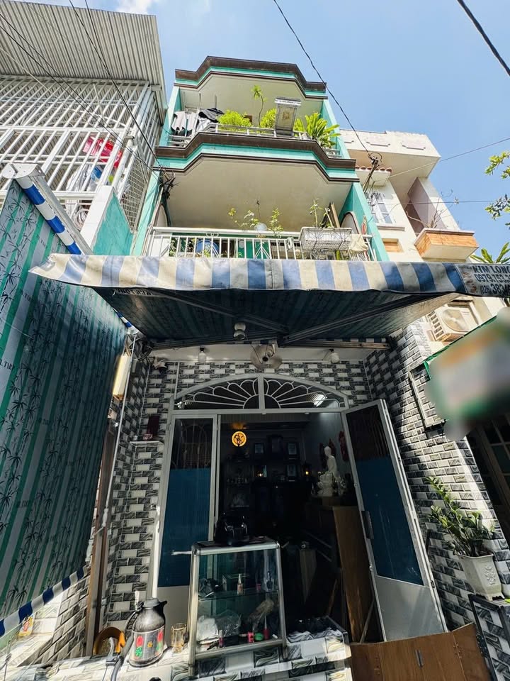 Nhà riêng hẻm 3M Nguyễn Duy Dương, Quận 10 - 27m² giá 5.5 tỷ - Cơ hội đầu tư tuyệt vời!