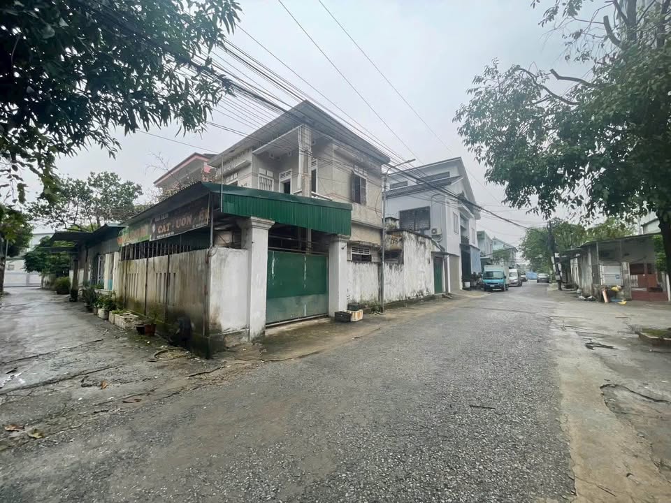 Đất Đông Vĩnh 57m² giá nhỉnh 2 tỷ - Đường 8m thuận tiện giao thông!