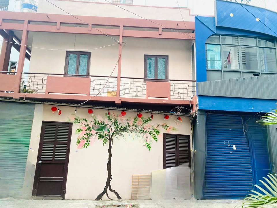 Bán gấp FrontHouse mặt tiền 14m Phùng Văn Cung, Phú Nhuận, 90m² giá 18.3 tỷ - Cơ hội đầu tư hiếm có!