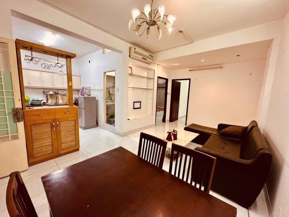 Chung cư Khánh Hội 1 Quận 4 76m² giá 12 triệu - Full nội thất, sẵn sàng vào ở!