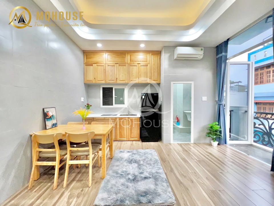 Studio ban công Phạm Văn Bạch, Tân Bình - Full nội thất, sẵn sàng vào ở!