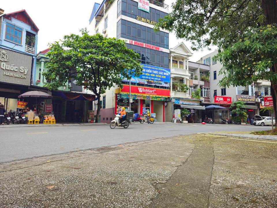 Nhà mặt phố Nguyễn Viết Xuân Vĩnh Yên 102m² - Kinh doanh đắc địa, giá thỏa thuận!