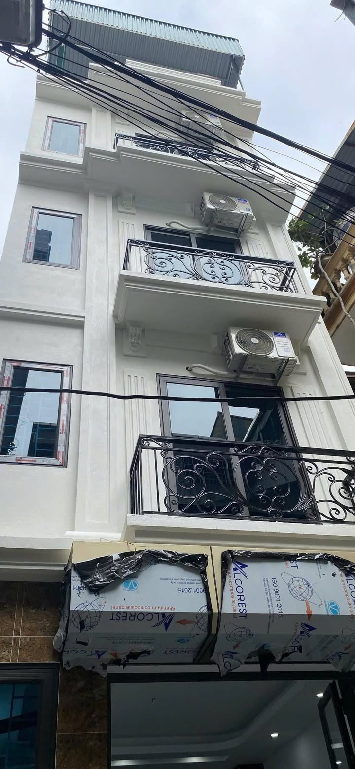 Nhà nguyên căn 35m² tại ngõ 100 Đông Thiên, Hoàng Mai - Giá chỉ 10 triệu/tháng