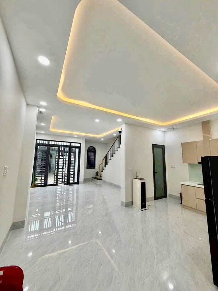 Nhà lầu hẻm ô tô Phú Thuỷ, Phan Thiết 60m² giá 2.8 tỷ - Hiện đại và sang trọng!