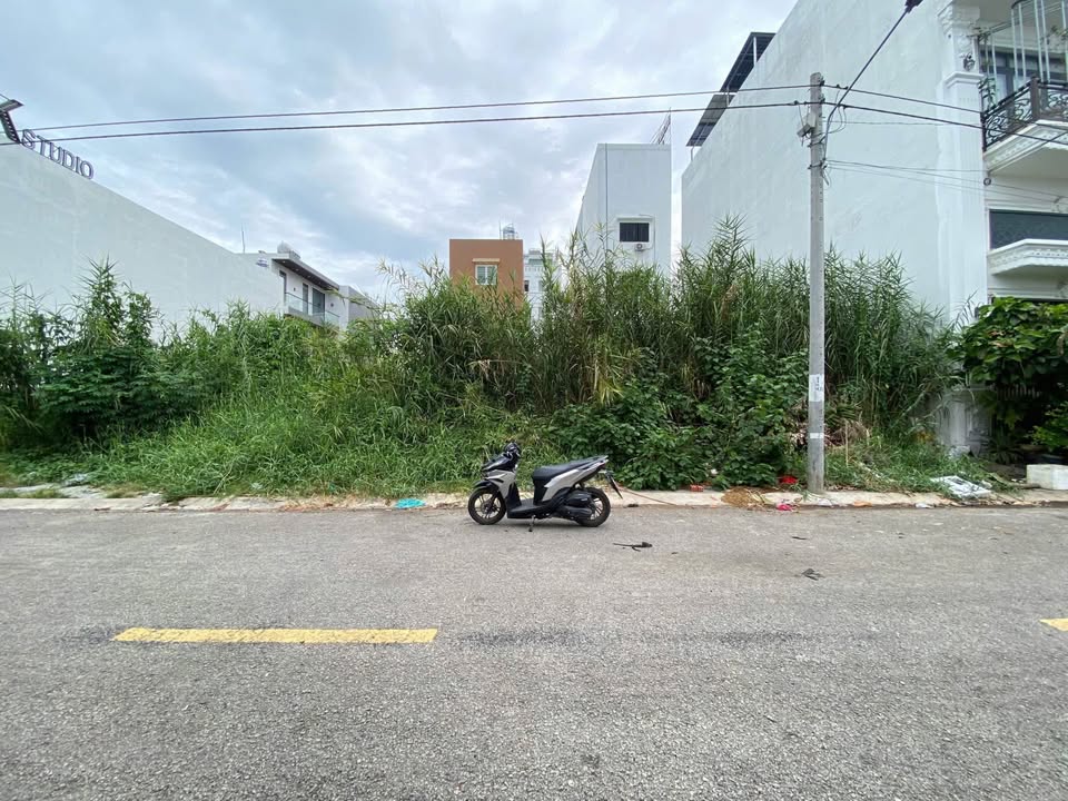 Đất nền Lý Thái Tổ, Long Xuyên 175m² giá 9.4 tỷ - Cơ hội đầu tư tuyệt vời!