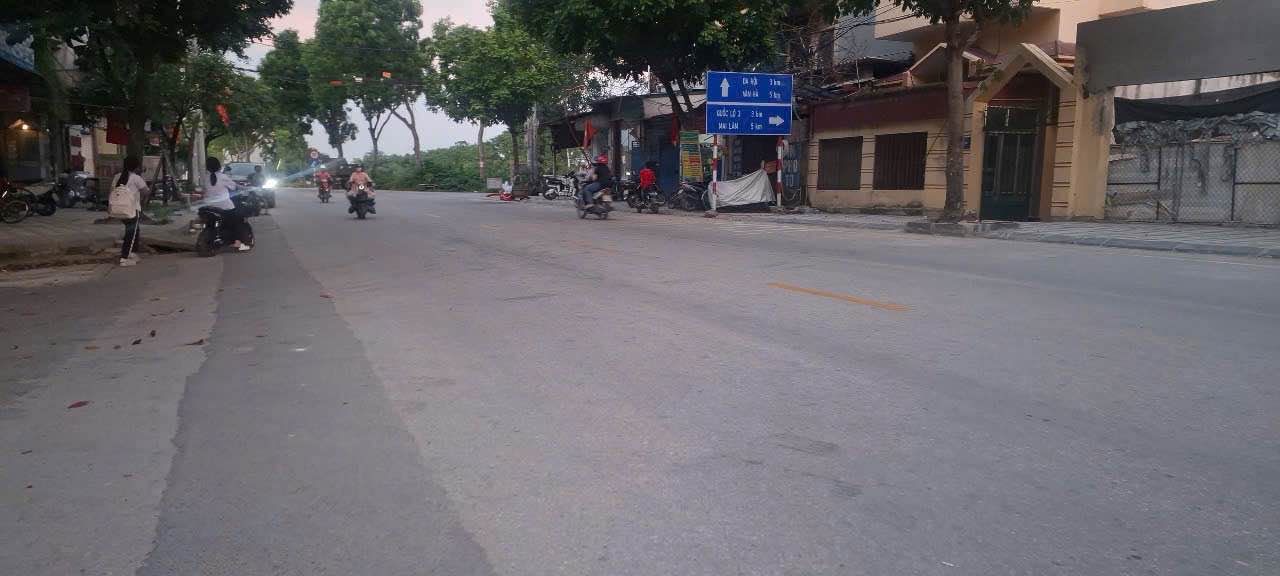 Đất Dục Tú, Đông Anh 43m² giá 3 tỷ - Gần trung tâm, ô tô vào tận nơi!