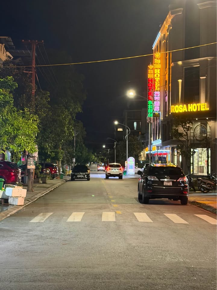 Đất nền Móng Cái 240m² mặt tiền 12m - Cơ hội đầu tư hấp dẫn!