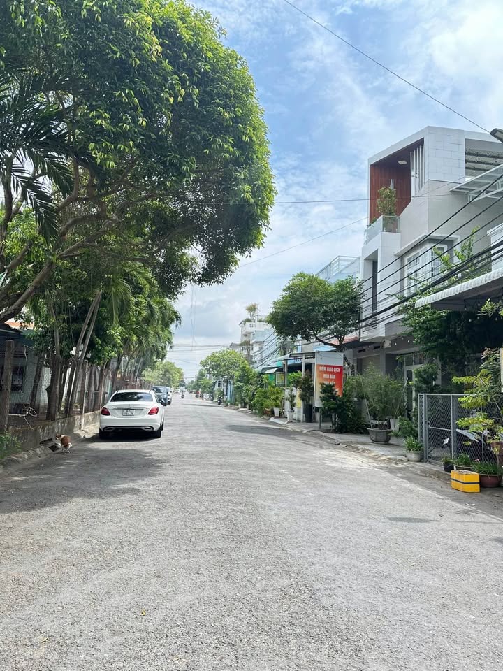 Nhà cấp 4 đường Lê Hoàng, Mỹ Phước, Long Xuyên 78m² giá 2.15 tỷ - Khu dân cư thân thiện!