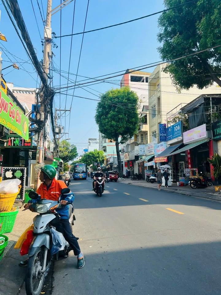 Mặt tiền kinh doanh đường Số 10, Tân Phú, 44m² - Vị trí đắc địa sát AEON Tân Phú!