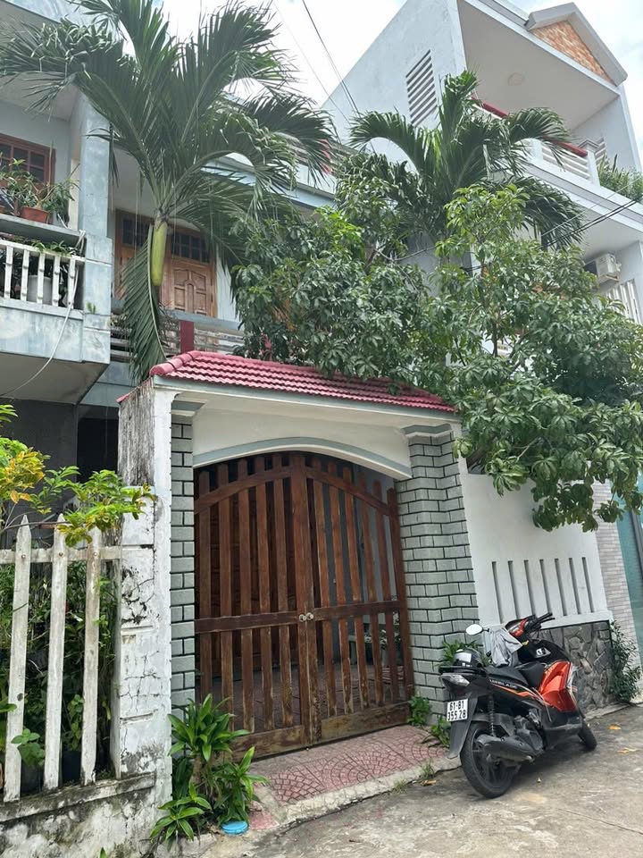 Nhà 2 tầng đường Nguyễn Bỉnh Khiêm, Phường Tuy Hoà, 117.5m² - Giá chỉ 3.4 tỷ!