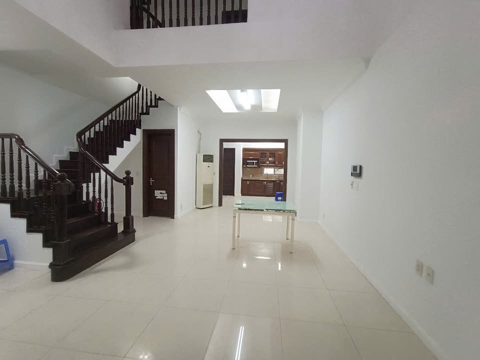 Biệt thự Splendora Sơn Đồng 128m² giá 16 triệu - Đầy đủ nội thất, dọn vào ở ngay!