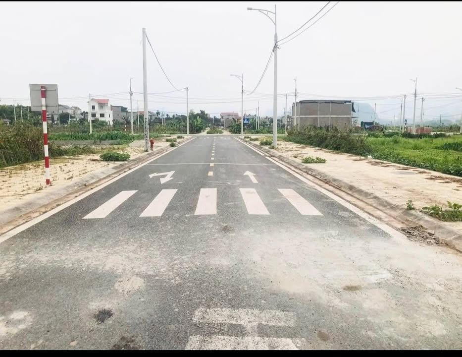 Đất nền Lê Hồng Phong, Phủ Lý, 96m² chỉ 2.1 tỷ - Đầu tư ngay!