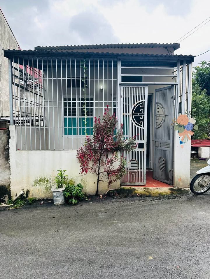 Nhà cấp 4 Lương Văn Tri 97m² giá 1.3 tỷ - Ô tô đỗ cửa thoải mái!