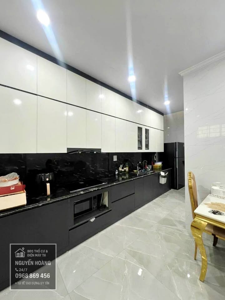 Nhà 103m² tại P. Lam Sơn, Thanh Hóa - Mặt tiền gần 6m, giá 2.1 tỷ hấp dẫn!